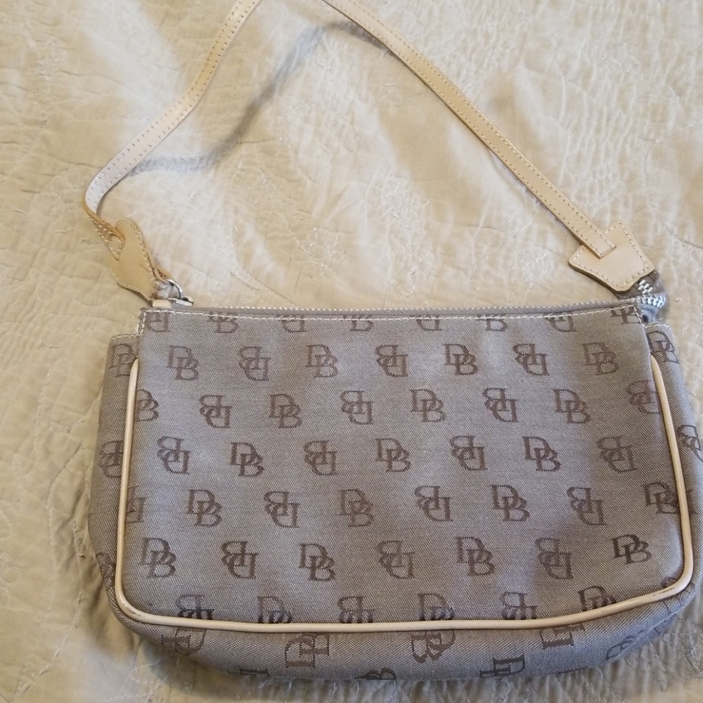 Dooney wristlet